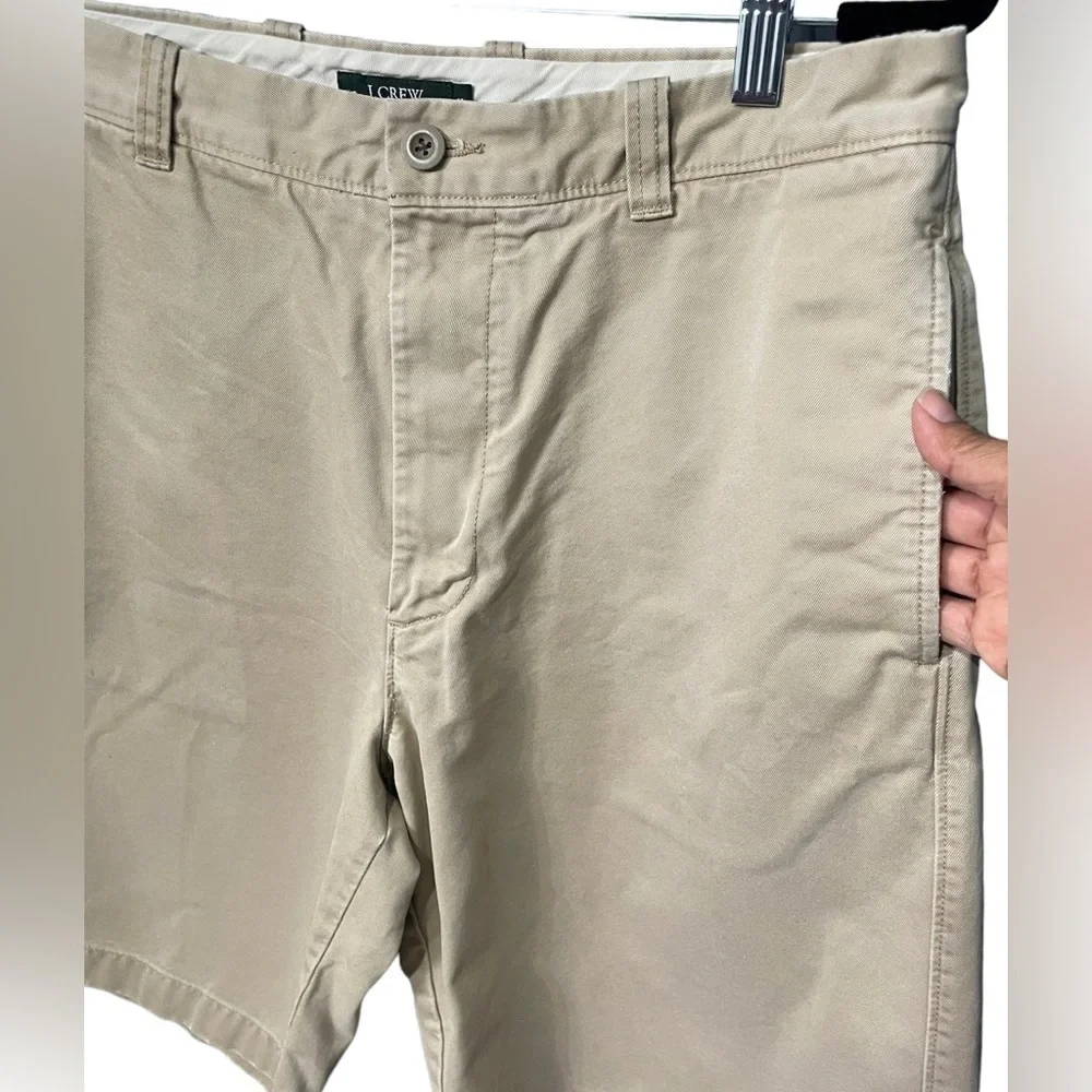 J. Crew shorts men’s, color Tan, size 33